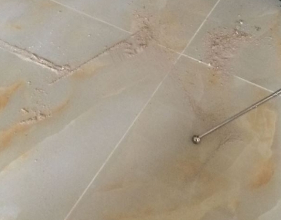 沾益瓷砖空鼓维修公司分享粘合剂选择不当在瓷砖铺贴过程中可能导致以下问题